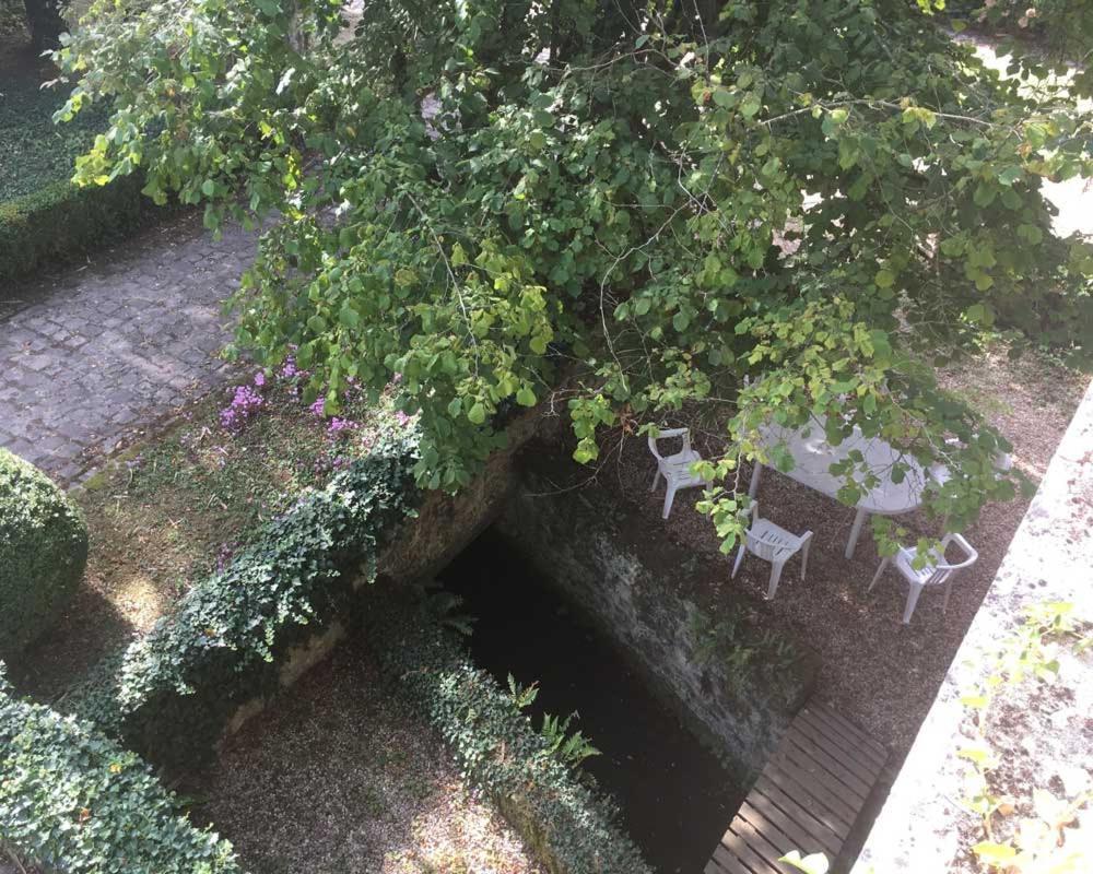Le Moulin De Vaugien Saint-Remy-les-Chevreuse Exterior foto
